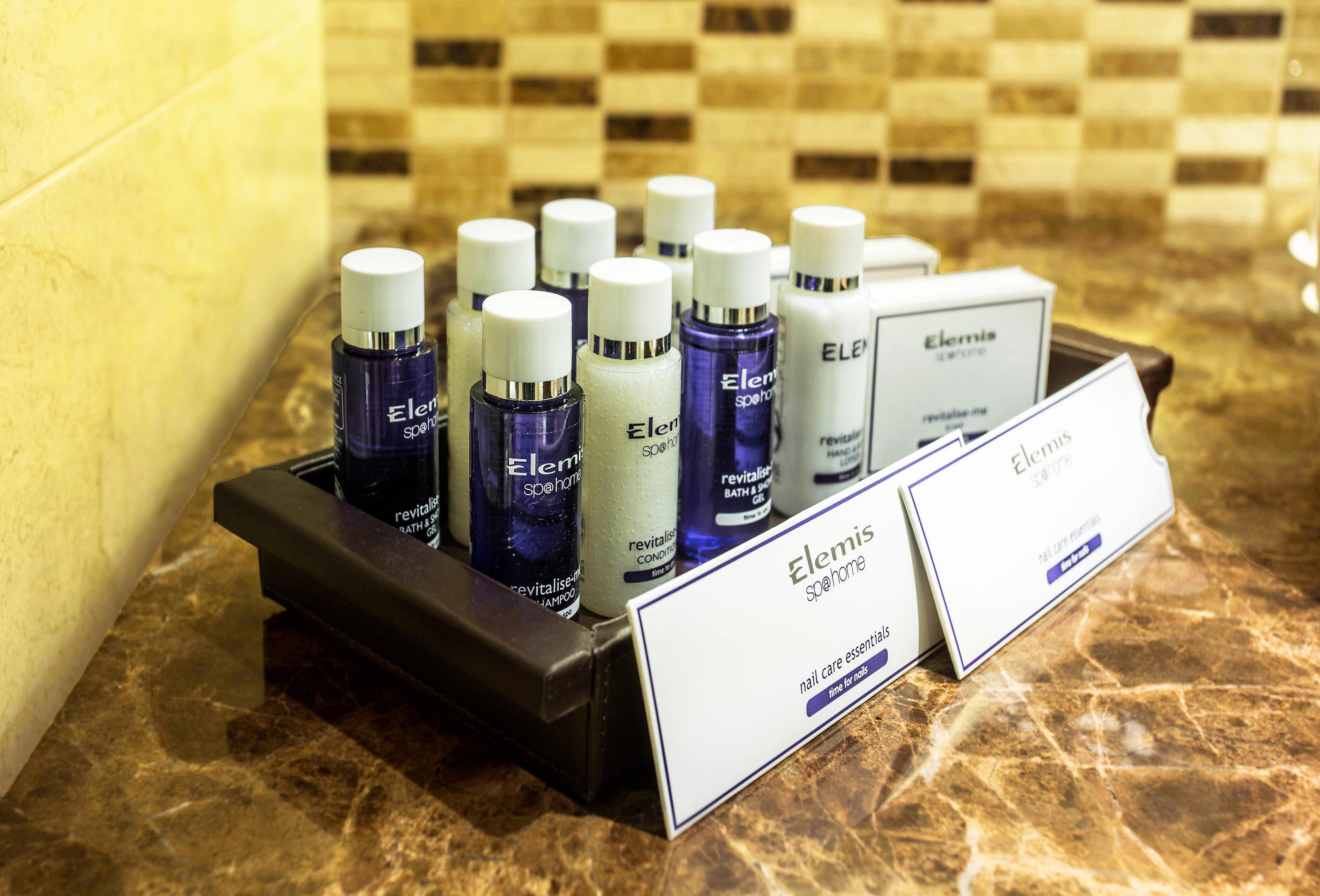 Crowne Plaza - Borjomi By Ihg Hotel Exterior foto Elemis products