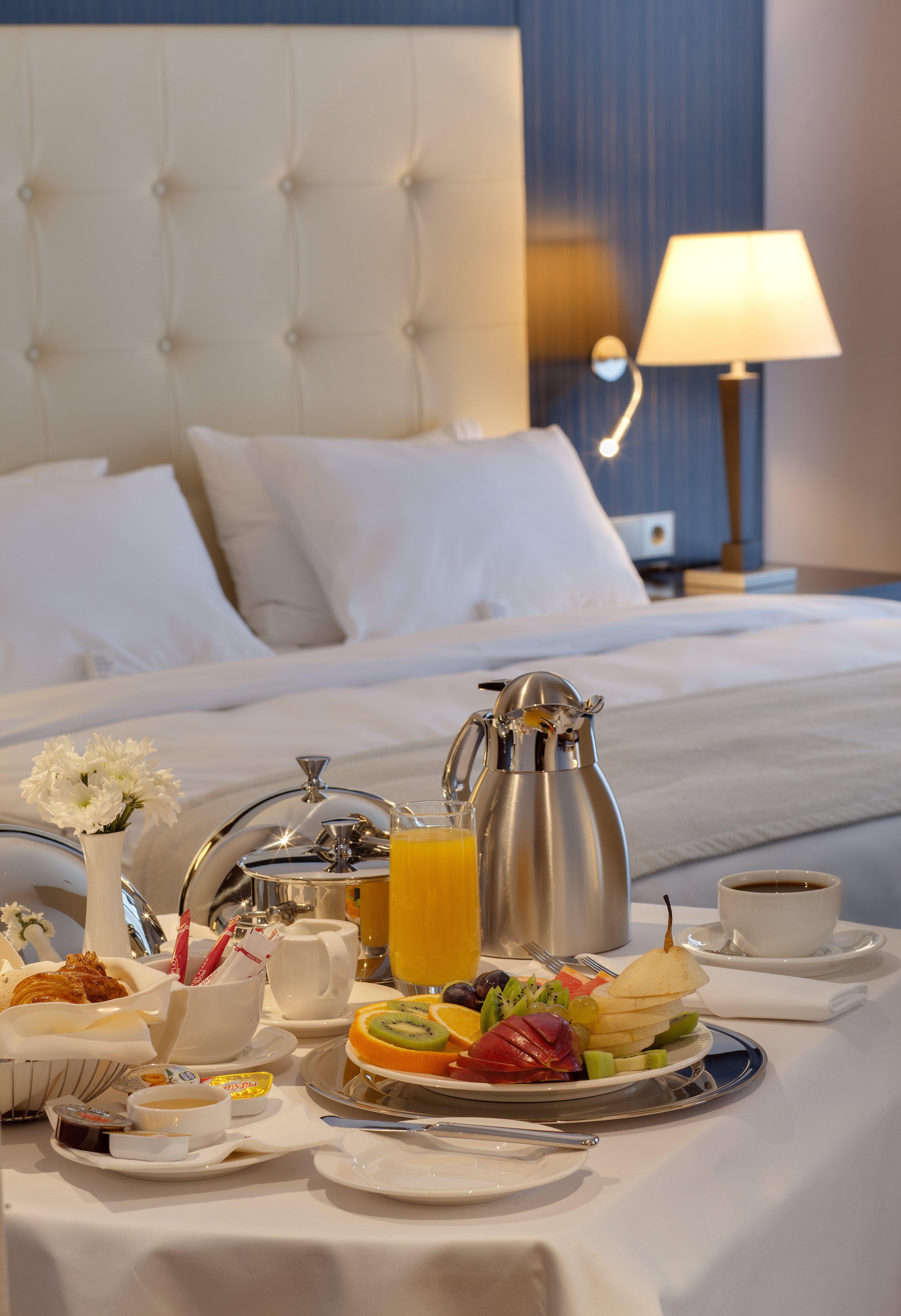 Crowne Plaza - Borjomi By Ihg Hotel Exterior foto Room service