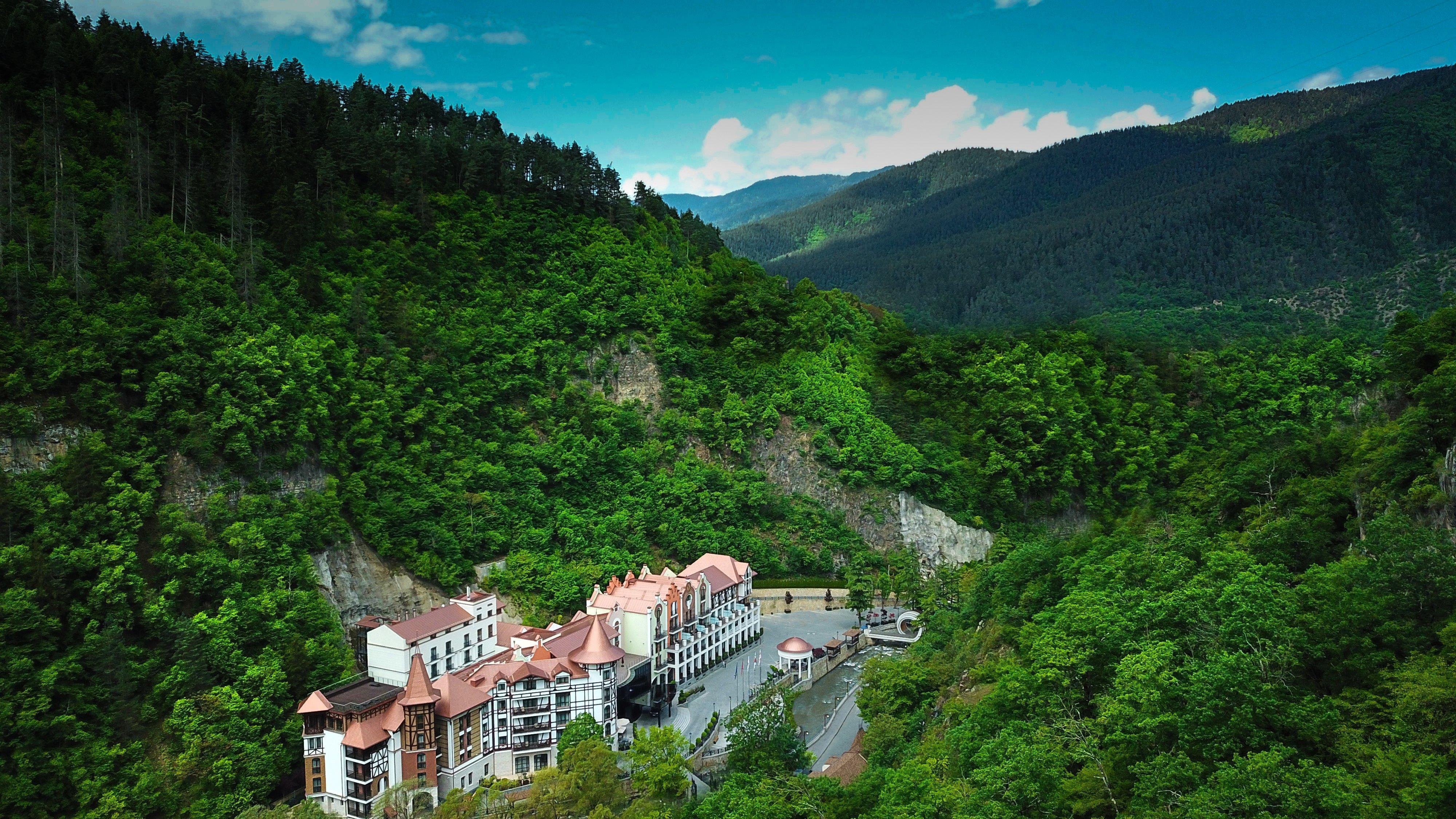 Crowne Plaza - Borjomi By Ihg Hotel Exterior foto The resort