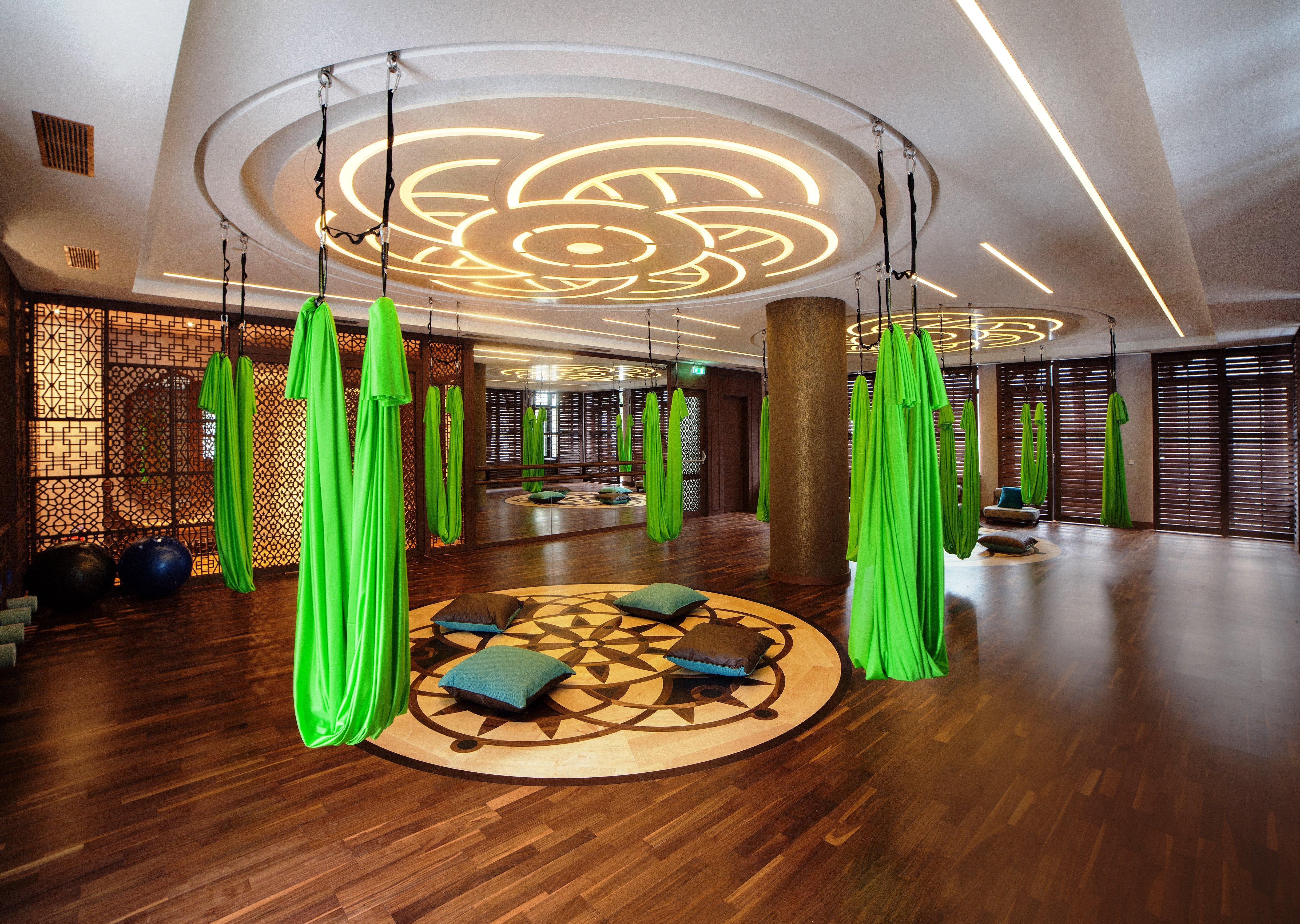 Crowne Plaza - Borjomi By Ihg Hotel Exterior foto The Bua spa at Jumeirah Atlantis